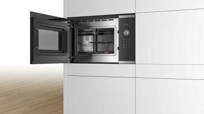 Встраиваемая микроволновая печь Bosch BEL554MS0 25л. 900Вт черный